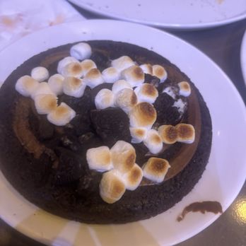 Pizza Moon - Brownie Eclipse!! - Pizza Near Me - Orlando, Florida Pizza Moon - Brownie Eclipse!! - Pizza Near Me - Orlando, Florida