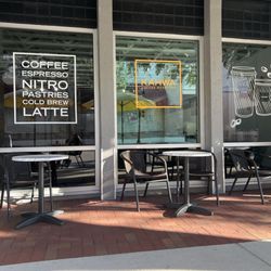 Kahwa Coffee - Outdoor seating