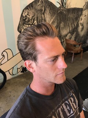 Rudy's Barber Shop by null