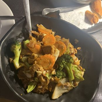 EMPORIUM THAI - Updated January 2025 - 3601 Photos & 4190 Reviews