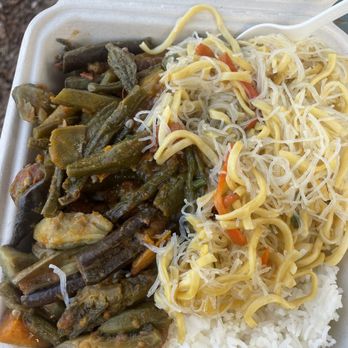 Waialua General Store - Pinakbet and pancit - Convenience Stores Near Me - Waialua, Hawaii