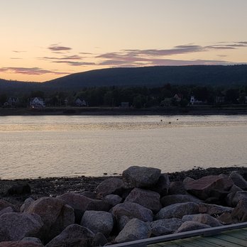 Café Restaurant Compose - Sun setting - Canadian (New) Near Me - Annapolis, Nova Scotia Café Restaurant Compose - Sun setting - Canadian (New) Near Me - Annapolis, Nova Scotia