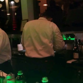 Smith & Wollensky - Miami Beach - Hard at work! Great bartenders - Steakhouses Near Me - Miami Beach, Florida Smith & Wollensky - Miami Beach - Hard at work! Great bartenders - Steakhouses Near Me - Miami Beach, Florida