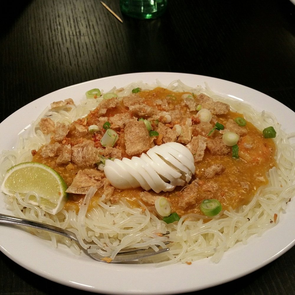 Roc's Grill - Palabok - Filipino Near Me - Calgary, Alberta Roc's Grill - Palabok - Filipino Near Me - Calgary, Alberta