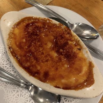 Le Bouchon Du Grove - Crème Brûlée à la Vanille de Madagascar - French Near Me - Coconut Grove, Florida