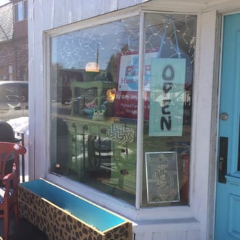 Flip Home Decor - Furniture Stores Near Me - Milford, New Hampshire