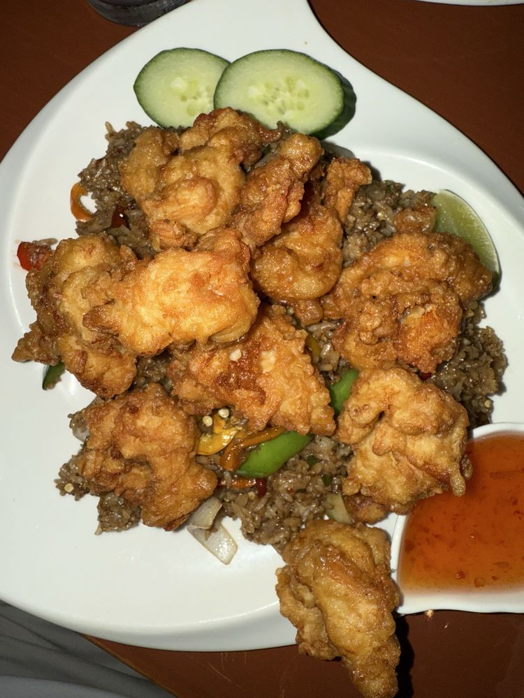 Yak Yai Thai Restaurant