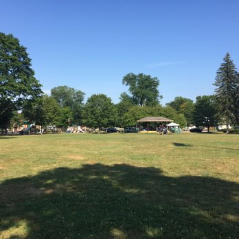 Riverbank Park - Free concert every Wednesday at 6pm til 8/23/17 - Parks Near Me - Westbrook, Maine