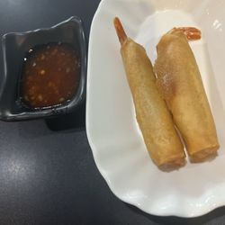 I Luv Pho - A2. Deep Fried Shrimp Eggroll