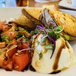 Silver Diner - Burrata bruschetta