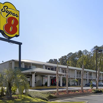 hotels in milledgeville ga that allow pets