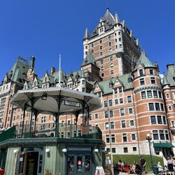 Terrasse Dufferin - Promenade and view of the Saint Louis Forts and Chateaux National Historic site