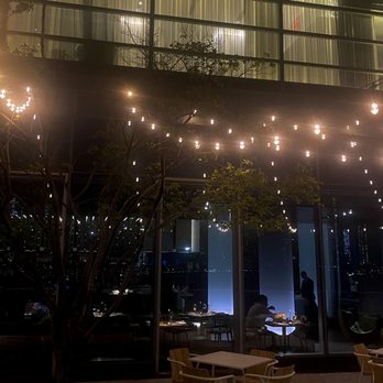 Riverpark - New American Near Me - New York, New York