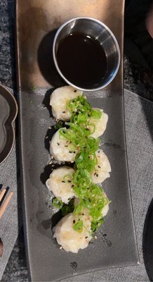 Ten Yen - Sushi and cocktails by null