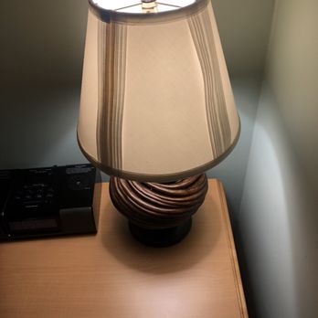 Ocean Park Inn - Non matching other lamp shade - San Diego, CA