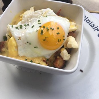 Cochon Dingue - Breakfast & Brunch Near Me - Quebec City, Quebec Cochon Dingue - Breakfast & Brunch Near Me - Quebec City, Quebec