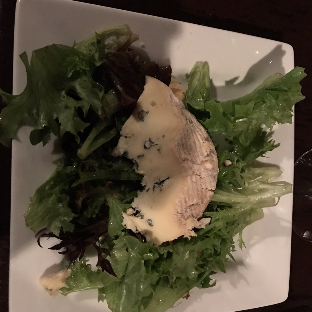 Le Voltaire - Salad with blue cheese - French Near Me - Omaha, Nebraska