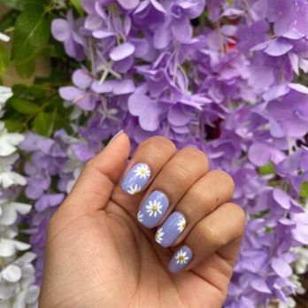 Classy Nail Spa - lavender floral daisy nail art design - Nail Salons Near Me - Alameda, California Classy Nail Spa - lavender floral daisy nail art design - Nail Salons Near Me - Alameda, California