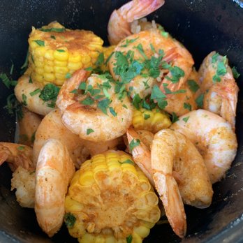 Frying Pan NYC - Shrimp boil - Bars Near Me - New York, New York Frying Pan NYC - Shrimp boil - Bars Near Me - New York, New York