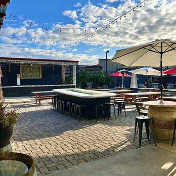 Liquid Gravity Brewing - Spacious outdoor seating and stage! - Breweries Near Me - San Luis Obispo, California Liquid Gravity Brewing - Spacious outdoor seating and stage! - Breweries Near Me - San Luis Obispo, California