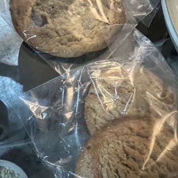 SweetArt - Chocolate chip cookies, Momma's Peanut Butter Cookies - Bakeries Near Me - Saint Louis, Missouri SweetArt - Chocolate chip cookies, Momma's Peanut Butter Cookies - Bakeries Near Me - Saint Louis, Missouri