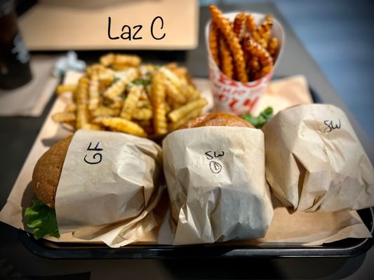 UNiQ Burger by null