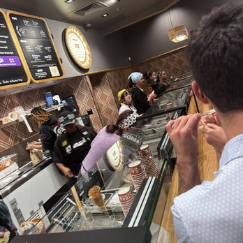 Salt & Straw - Ice Cream & Frozen Yogurt Near Me - Dallas, Texas Salt & Straw - Ice Cream & Frozen Yogurt Near Me - Dallas, Texas