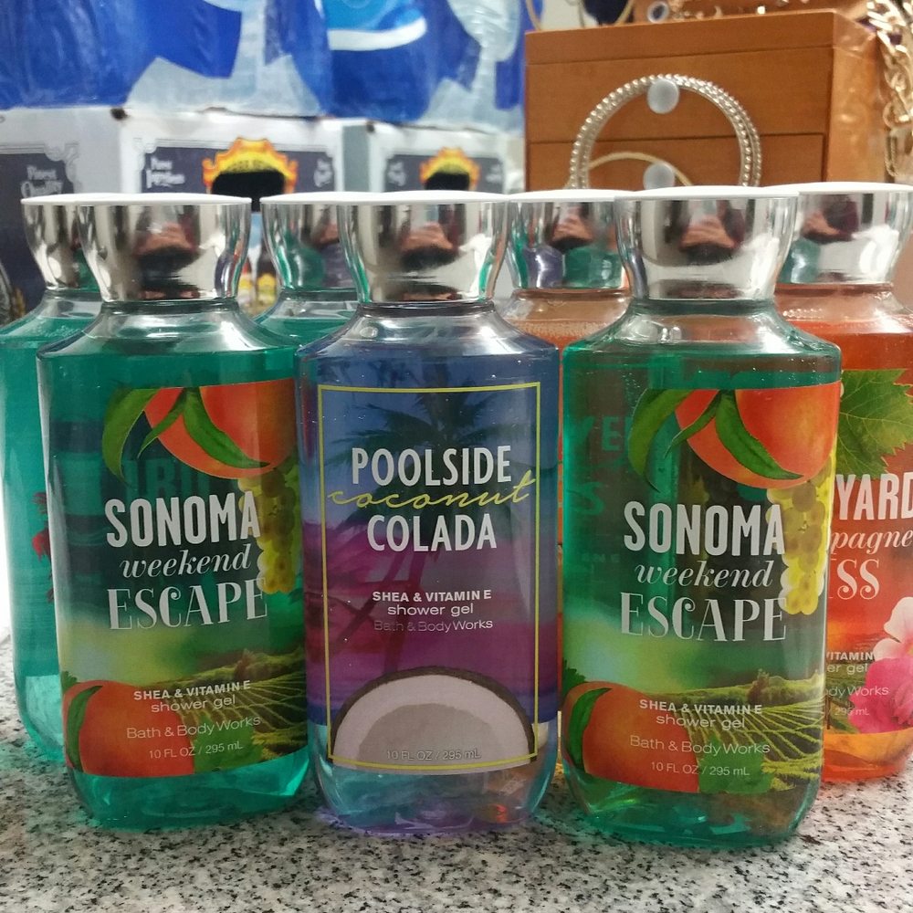 Body Gels!! (Originally: $12.50 // Sale Price: $3)