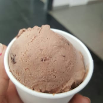 Aldo's - Brownie - Ice Cream & Frozen Yogurt Near Me - Cancún, ROO Aldo's - Brownie - Ice Cream & Frozen Yogurt Near Me - Cancún, ROO