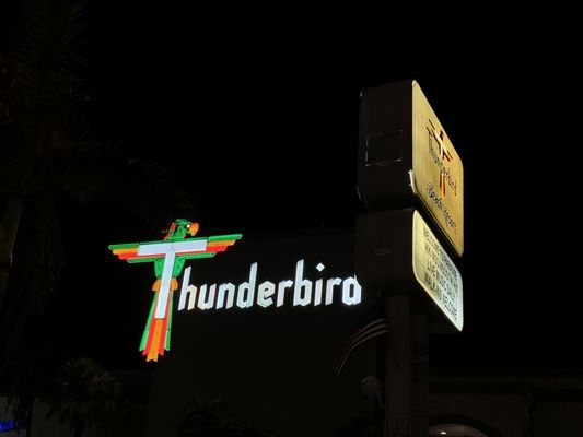 Thunderbird Beach Resort by null