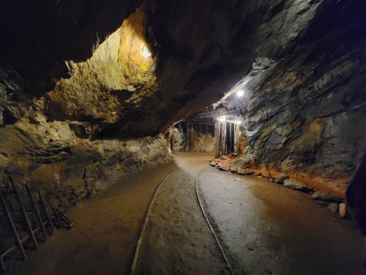 Consolidated Gold Mine by null