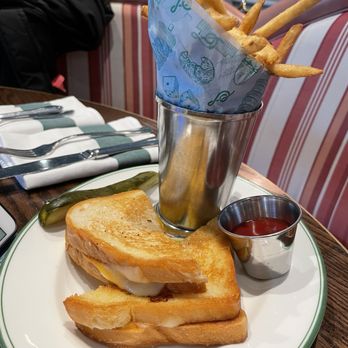 Sadelle's - Grilled cheese - Breakfast & Brunch Near Me - Las Vegas, Nevada Sadelle's - Grilled cheese - Breakfast & Brunch Near Me - Las Vegas, Nevada