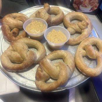 Mellow Mushroom - Pretzels - Pizza Near Me - Arlington, Texas Mellow Mushroom - Pretzels - Pizza Near Me - Arlington, Texas