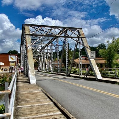 Blue Ridge Scenic Railway by null