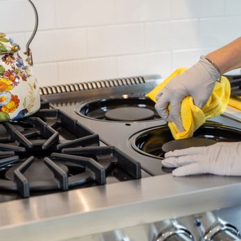Maid Bright - We gently remove stove burners and put back gently. We only use a non-abrasive blue sponge to clean. - Home Cleaning Near Me - Herndon, Virginia Maid Bright - We gently remove stove burners and put back gently. We only use a non-abrasive blue sponge to clean. - Home Cleaning Near Me - Herndon, Virginia
