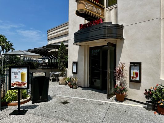 Pizza Ponte by null