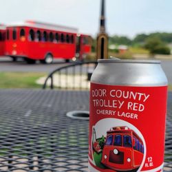Door County Trolley - Arrive early, grab a beer and enjoy the ride!