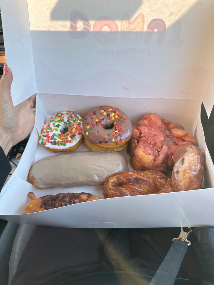 ANDEEZ DONUTS 10 Reviews 118 E 15th St, Edmond, OK Yelp