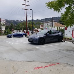 8 high output superchargers at Santa Ysabel and pie nearby at the Julian Pie Company. Yum! 8 high output superchargers at Santa Ysabel and pie nearby at the Julian Pie Company. Yum!