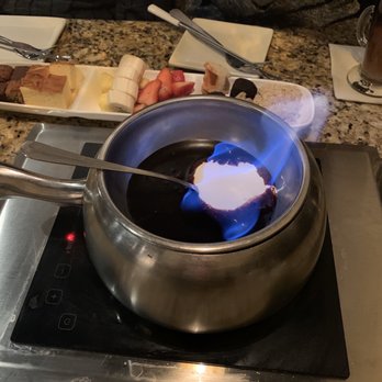 The Melting Pot - S'mores fondue with dark chocolate - Fondue Near Me - White Plains, New York The Melting Pot - S'mores fondue with dark chocolate - Fondue Near Me - White Plains, New York