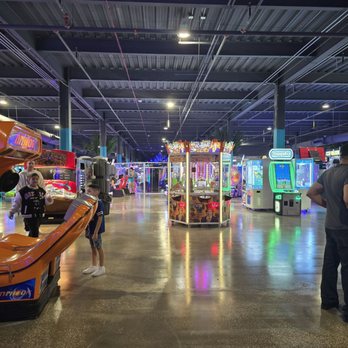 Elev8 Fun - Arcade area - Arcades Near Me - Tampa, Florida Elev8 Fun - Arcade area - Arcades Near Me - Tampa, Florida