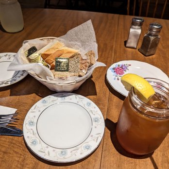 Swing the Teapot - Complimentary bread basket and Iced tea - Music Venues Near Me - Floral Park, New York