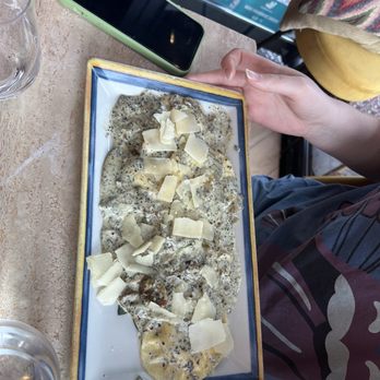 Caffé Caesar - Ravioli with mushrooms - Italian Near Me - Paris, 75