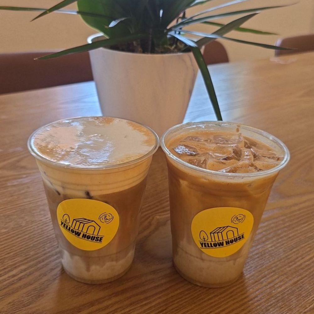 Yellow House Cafe - Vanilla and salted vanilla cream coffee - Cafes Near Me - Northridge, California Yellow House Cafe - Vanilla and salted vanilla cream coffee - Cafes Near Me - Northridge, California