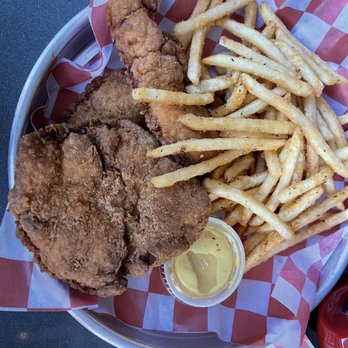 Neighbors Germantown - Tenders and fries - Bars Near Me - Nashville, Tennessee