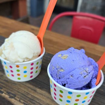Scoops On Tap - Single Kid's Scoops: Butterbeer and Ube Coconut ? - Ice Cream & Frozen Yogurt Near Me - Covina, California
