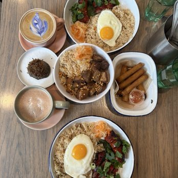 Kasama - Filipino Near Me - Chicago, Illinois