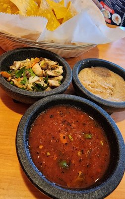 Tres Amigos (Lincolnway) by null