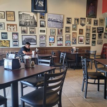 Serafina’s Pizzeria - Pizza Near Me - St Johns, Florida Serafina’s Pizzeria - Pizza Near Me - St Johns, Florida