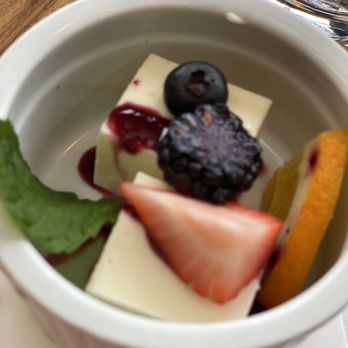 Raisu - cheese cake - Japanese Near Me - Vancouver, British Columbia